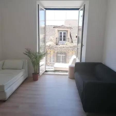 בית הארחה Chiado Open World ליסבון