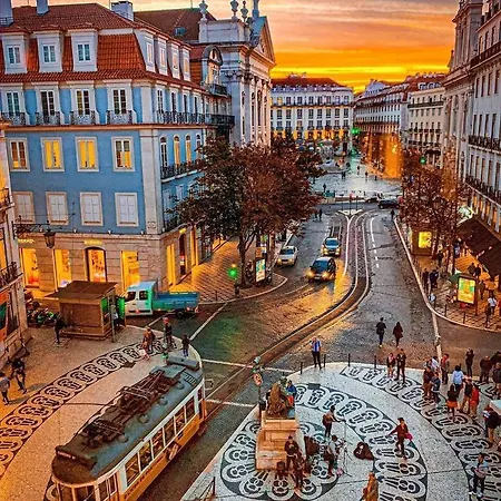 Chiado Open World * ליסבון
