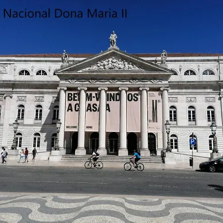 Chiado Open World Guest house *