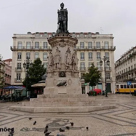 Chiado Open World Guest house