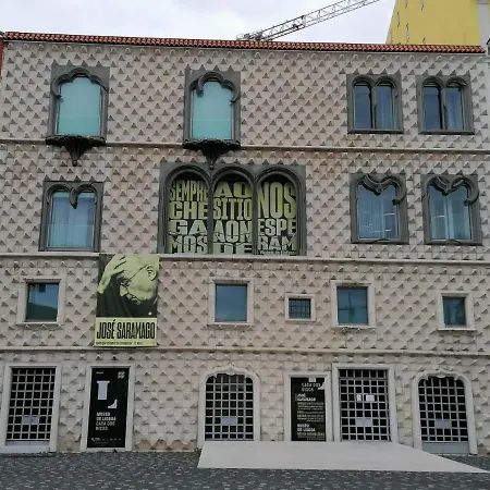 Chiado Open World Guest house Lisbon