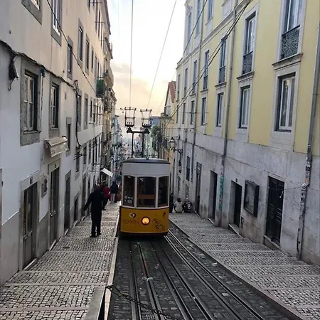 Guest house Chiado Open World