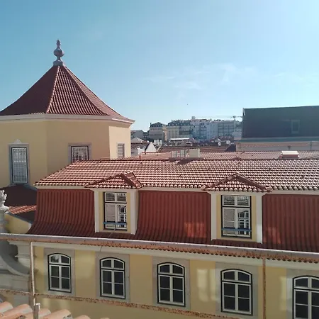בית הארחה Chiado Open World