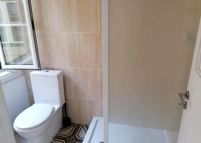 Πανσιόν Chiado Open World