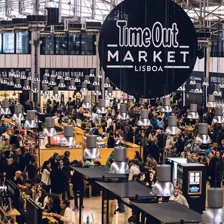 Chiado Open World Guest house