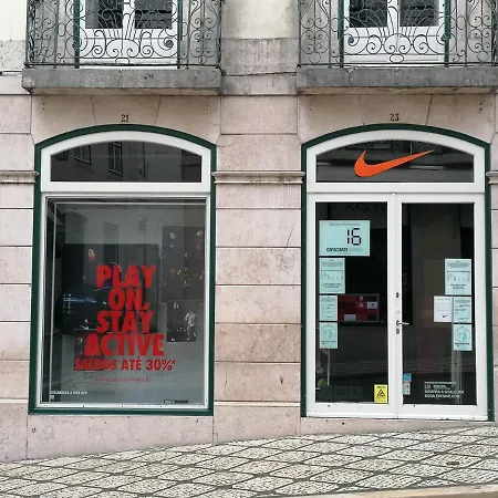 Gasthof Chiado Open World *