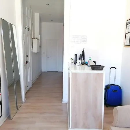 Chiado Open World Guest house